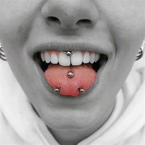 healing process for snake eyes piercing|Snake Eyes Piercing: Complete Guide with Examples。